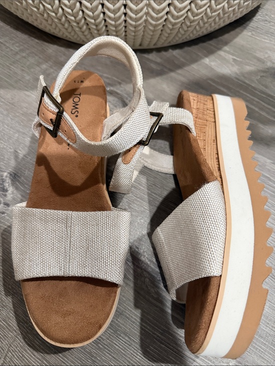 Toms Shoes - Toms Cream Platform Sandal with Tan Footbed